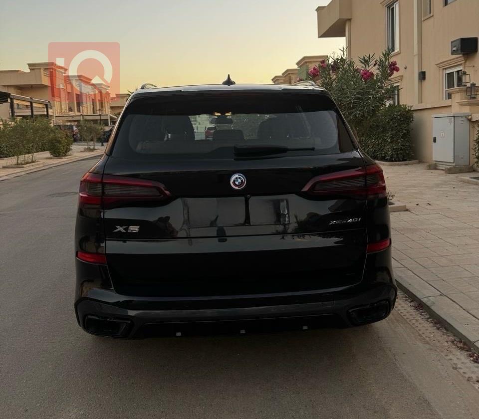 بی ئێم دەبڵیو X5